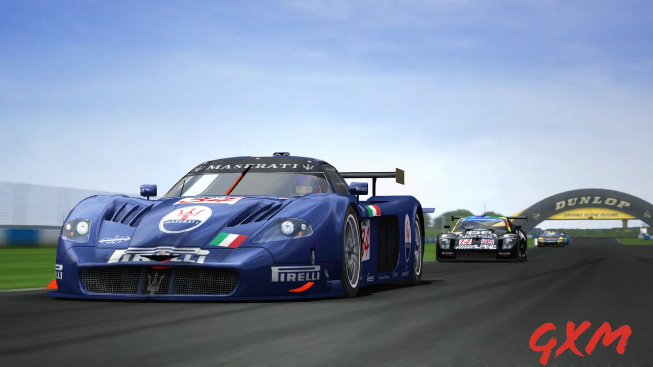 GTR 2 FIA GT Racing Game Screenshot 1